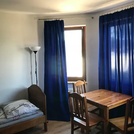 홈스테이 Goscinne Magdalena *